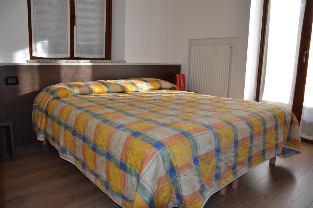 Casa Olivati Apartment เปลลิซซาโน ห้อง รูปภาพ